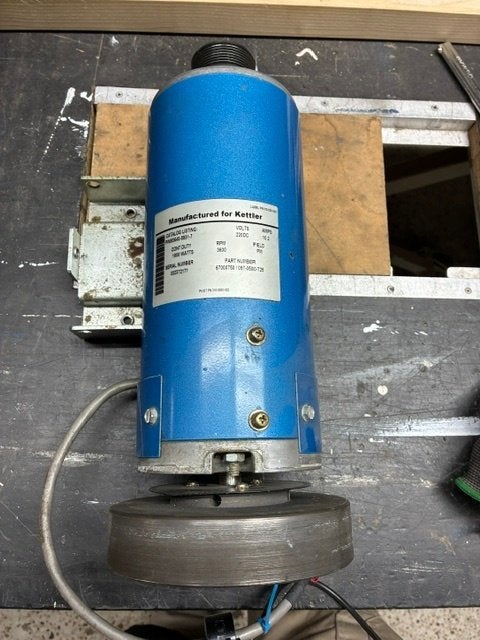 Electromotor 220 volt, Doe-het-zelf en Verbouw, Ophalen, Gebruikt, Elektromotor, 1800 rpm of meer