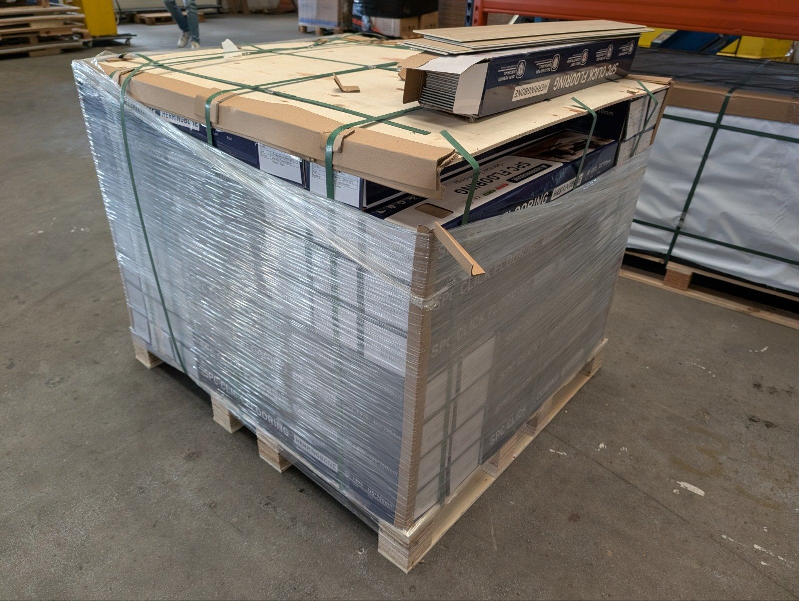 Restpartij 75m2 • SPC Click PVC Vloer Visgraat - Nieuw, Ophalen, Nieuw, Overige typen