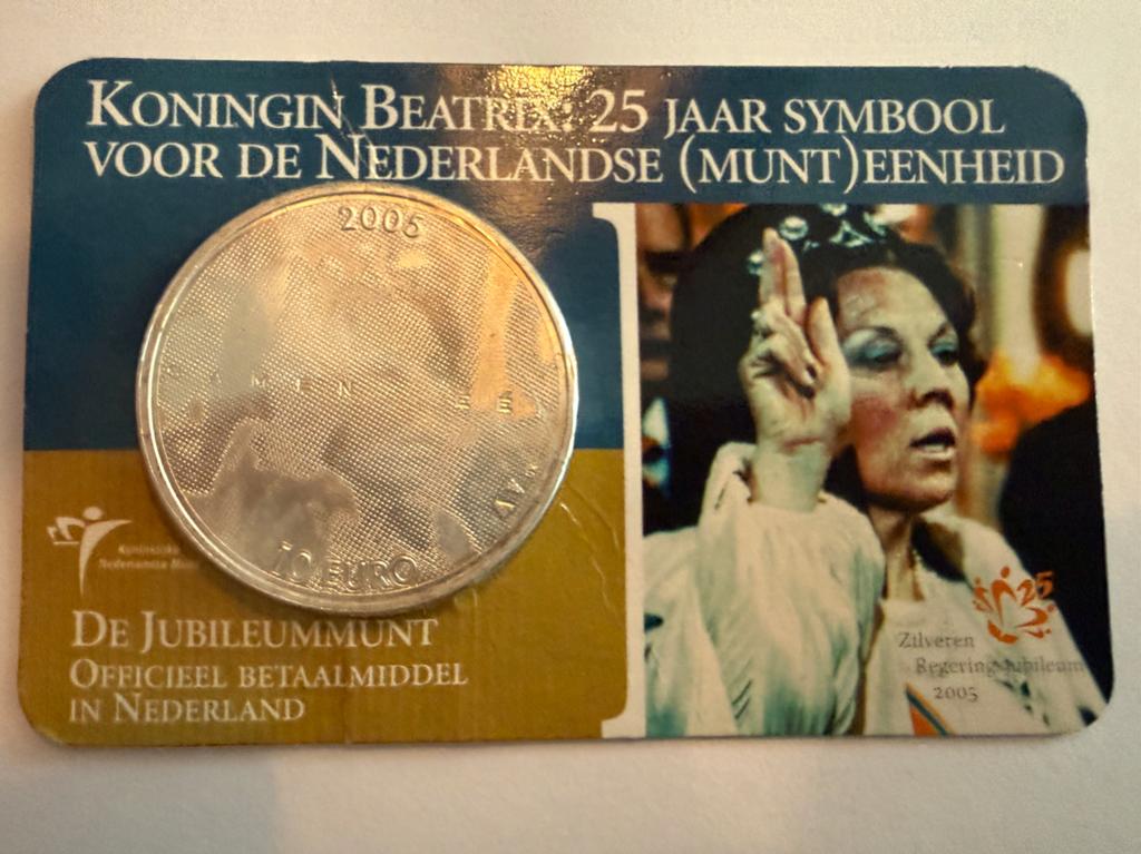 Zilveren 10 Euro Munt Koningin Beatrix Jubileummunt 2005, Postzegels en Munten, Munten | Nederland, Koningin Beatrix, Zilver, Euro's