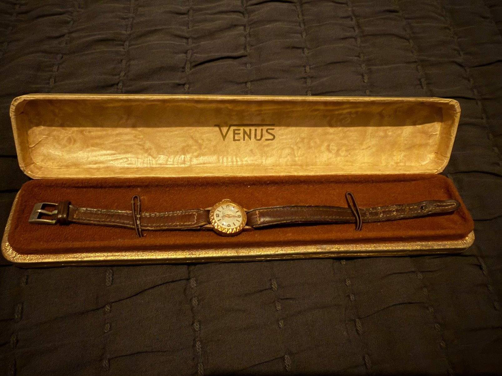 Oud gouden dames horloge Welsidor, Overige merken, Polshorloge, 1930 tot 1960, Ophalen of Verzenden