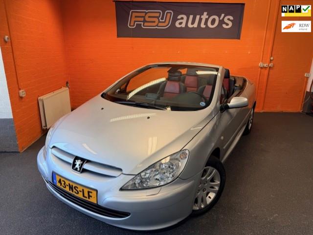 Peugeot 307 CC 2.0 16V / AUTOMAAT / VELE OPTIES / TOPSTAAT!, Auto's, Gebruikt, 4 cilinders, Cabriolet, 4 stoelen