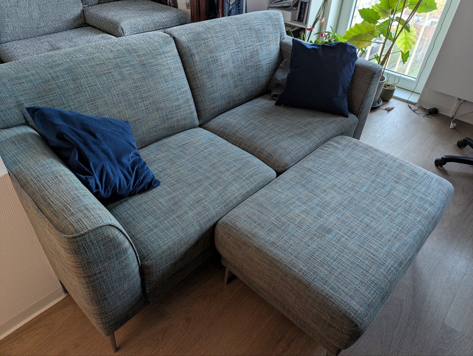 Montèl 2-zitsbank met voetenbank - Grijs/Blauw, Ophalen, 150 tot 200 cm, Tweepersoons, 75 tot 100 cm