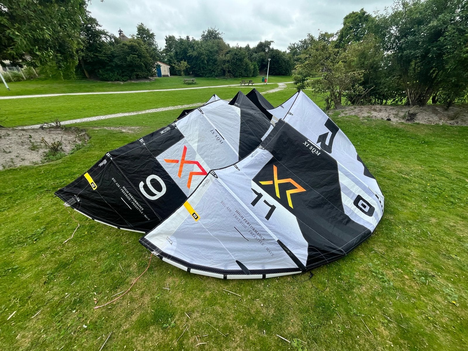 Core XR7 9m² en 11m² kites (evt. met Core Sensor 3s pro bar), Watersport en Boten, Kitesurfen, Gebruikt, 9 m², Geen board, Ophalen of Verzenden