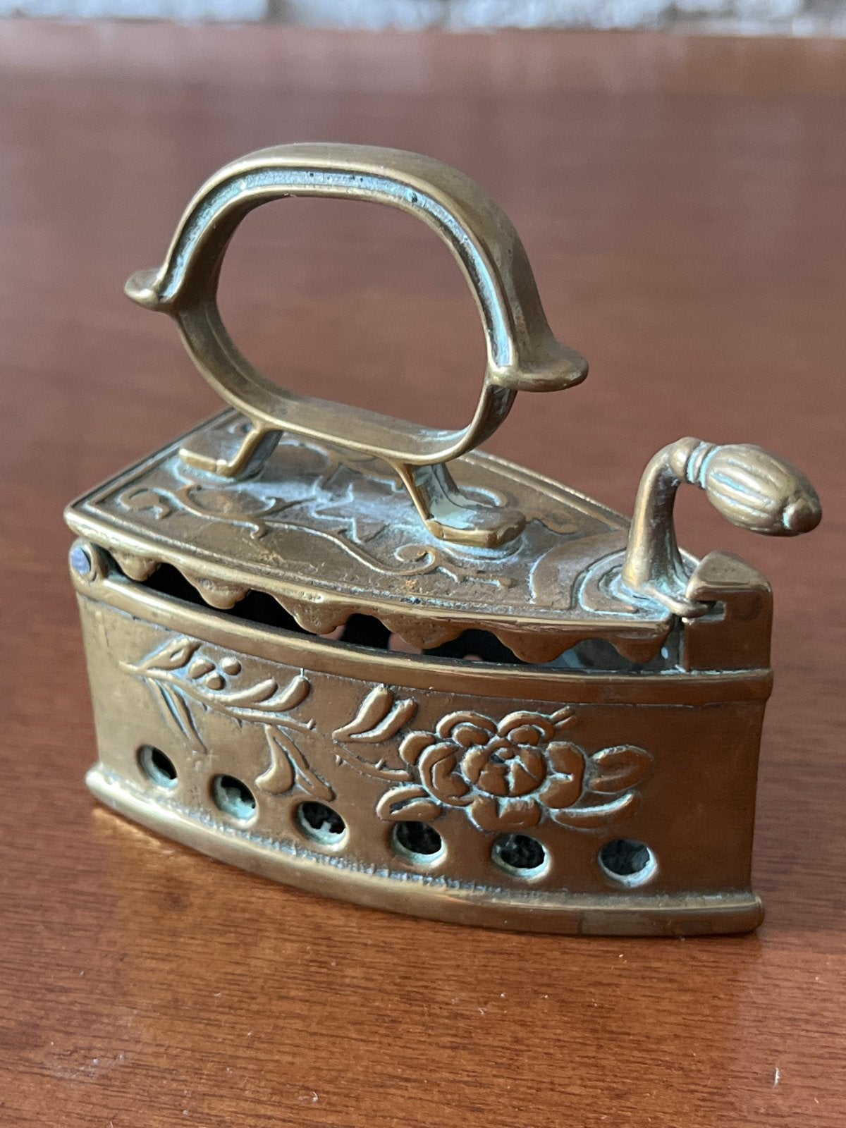 Antiek Miniatuur Strijkijzer - Decoratief Koper/Brons, Antiek en Kunst, Ophalen of Verzenden, Brons