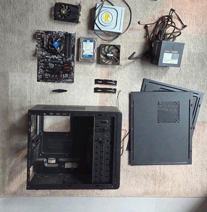 Game PC in onderdelen (ASUS B250, GTX 1050, ddr4, Computers en Software, Ophalen of Verzenden