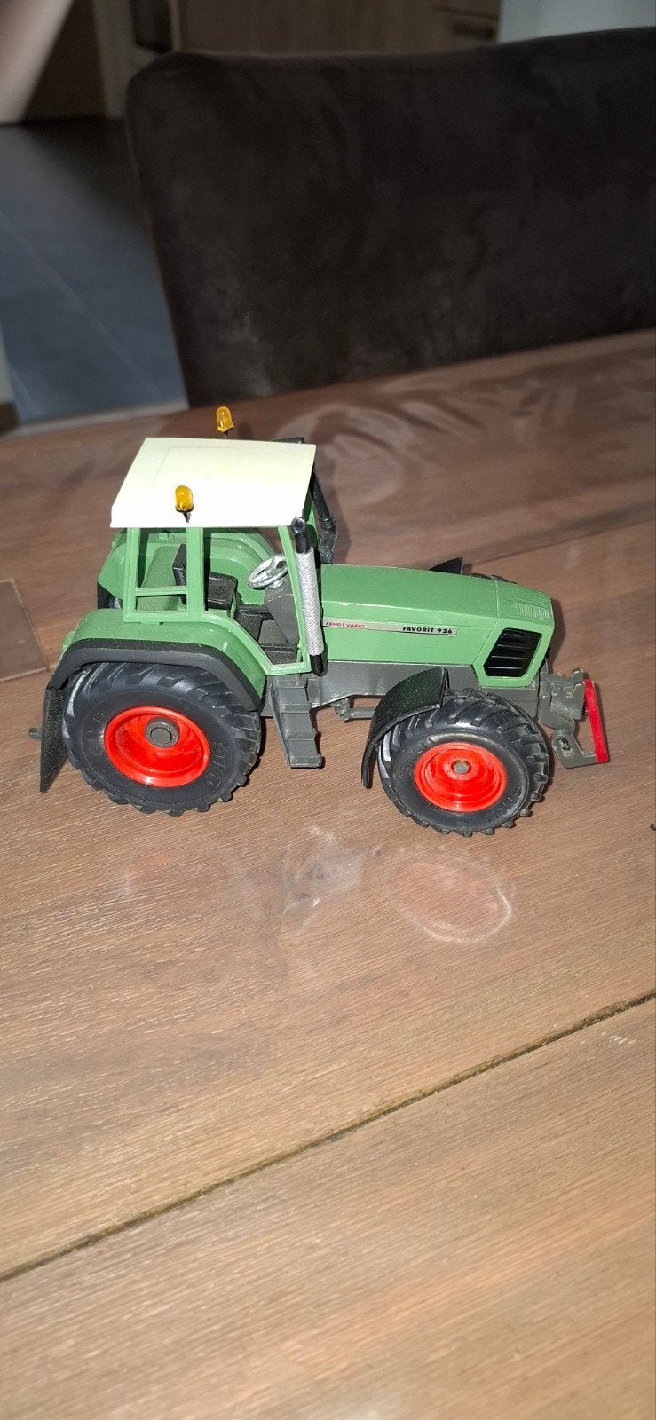 Fendt 926 vario evt met werktuigen te koop, Ophalen of Verzenden, Tractor of Landbouw, Overige merken