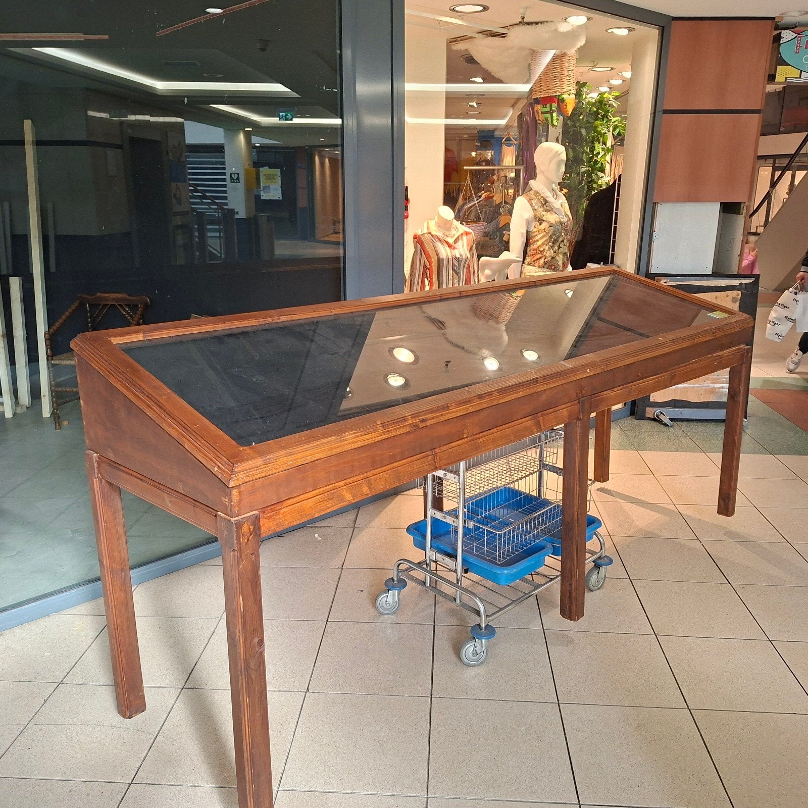 tafel vitrine, Ophalen, 25 tot 50 cm, 50 tot 100 cm, Minder dan 100 cm