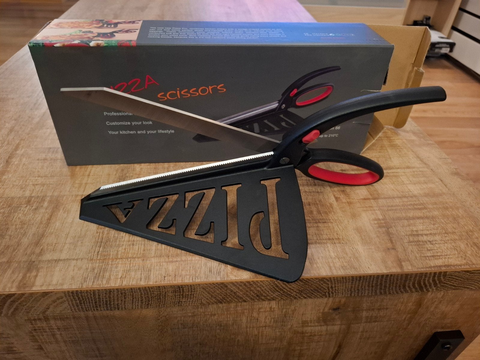 Pizzaschaar en schep nieuw in doos, Ophalen of Verzenden, Nieuw