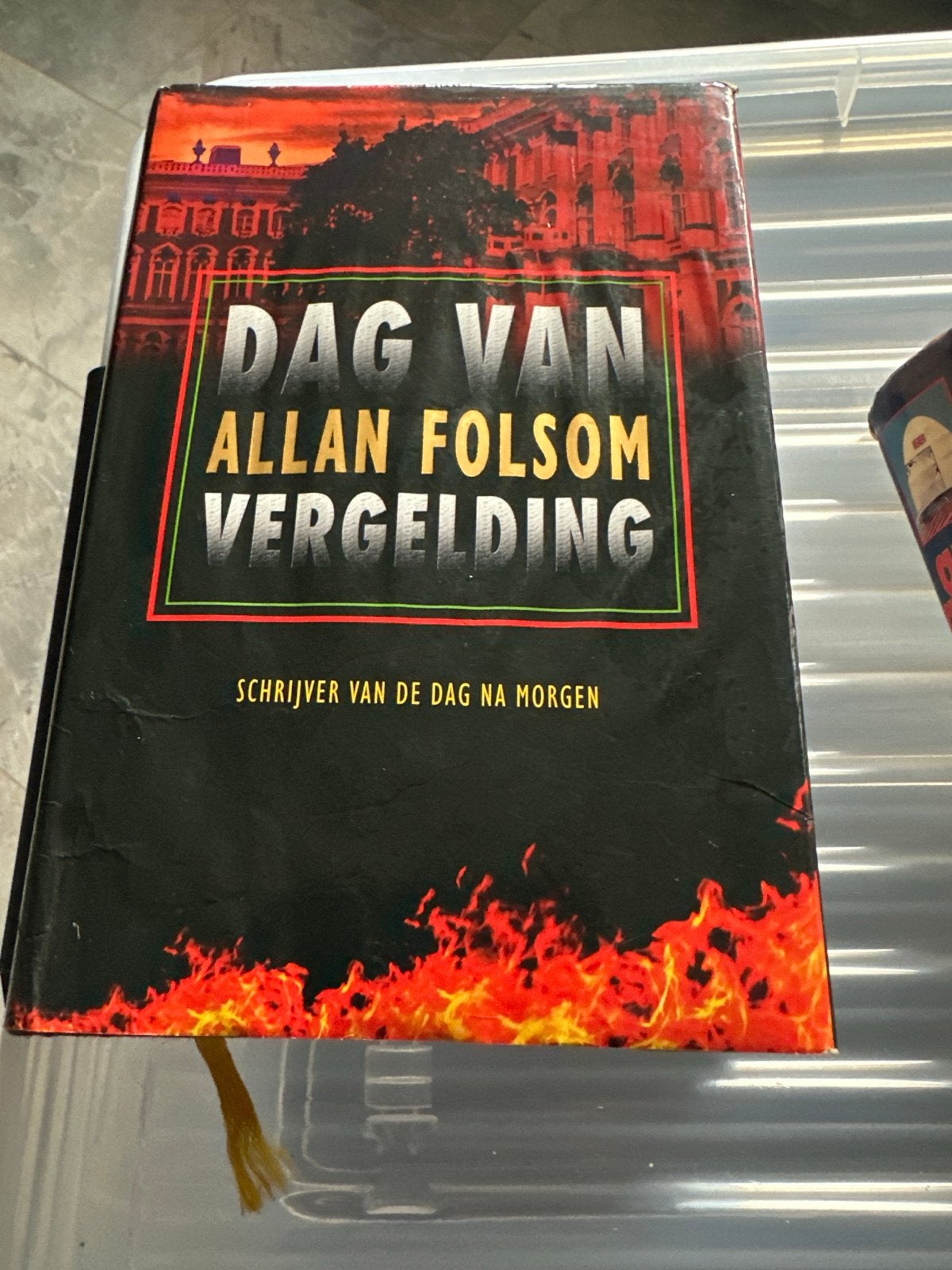 Dag van Vergelding - Allan Folsom, Ophalen of Verzenden, Gelezen