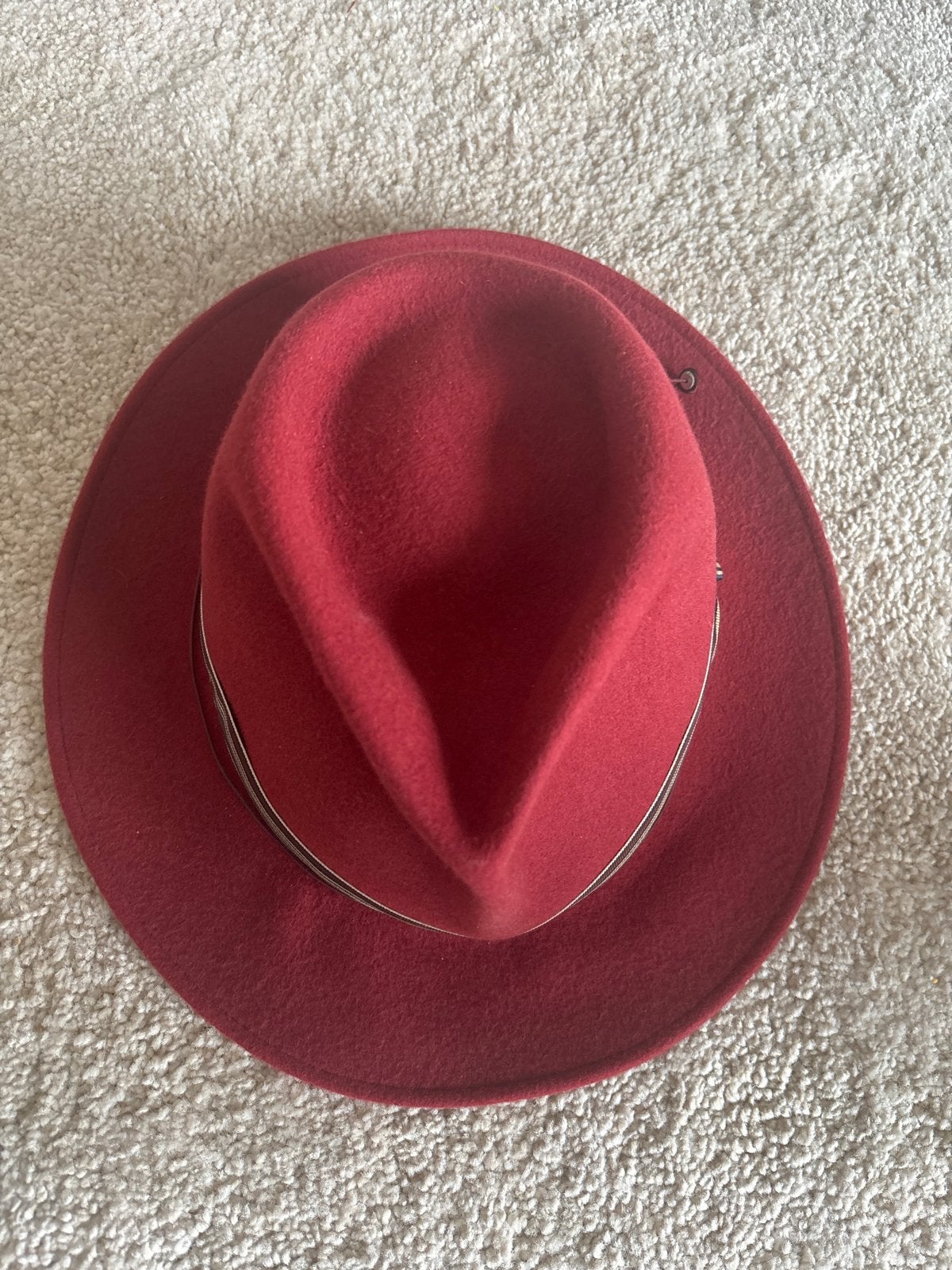 Borsalino Hoed - Rode Waterafstotende Vilt Hoed, Ophalen of Verzenden, Gedragen, 56 of 57 cm (M, 7 of 7⅛ inch), Hoed