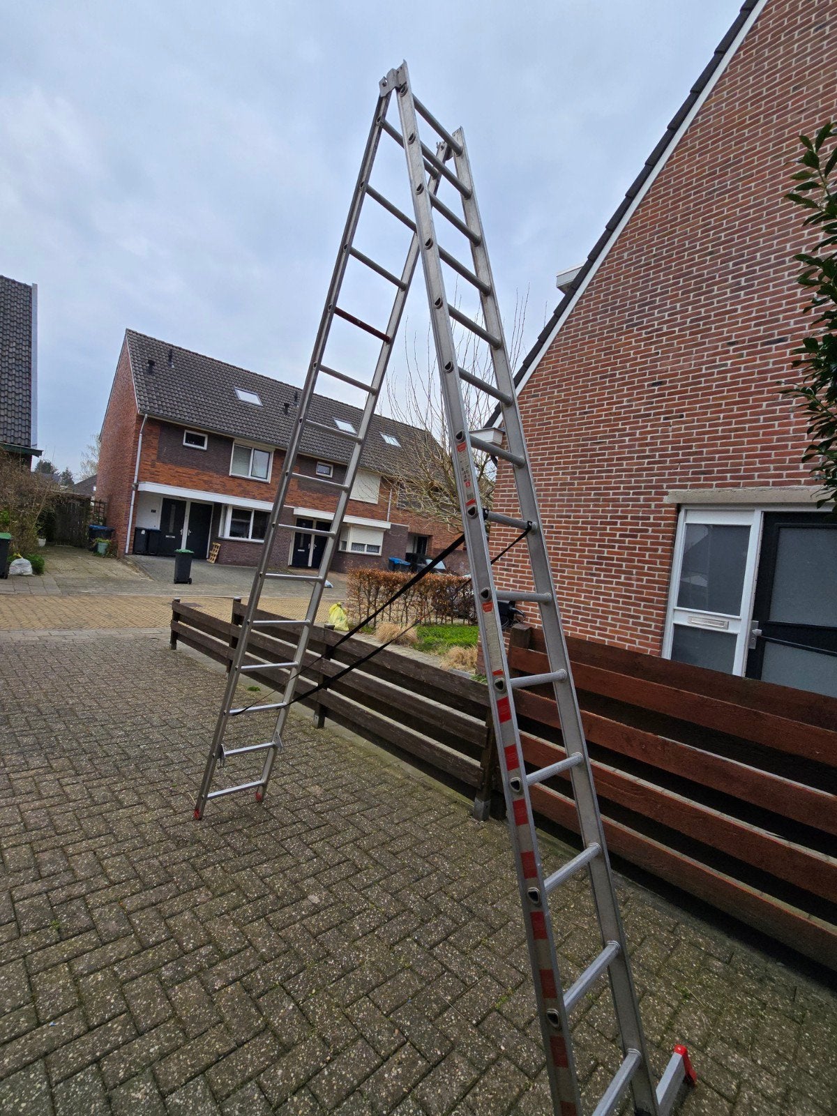 Ladder Altrex, Doe-het-zelf en Verbouw, Ladders en Trappen, Ophalen, Zo goed als nieuw, Ladder, Opvouwbaar of Inschuifbaar
