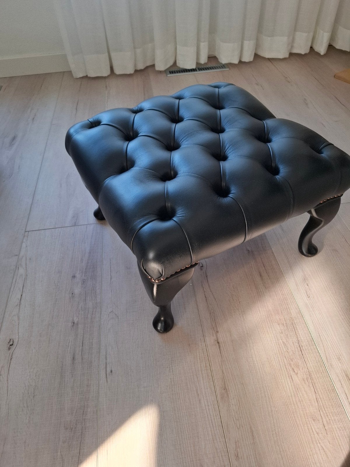 Chesterfield voetenbankje., Minder dan 50 cm, Vierkant, Minder dan 50 cm, Ophalen of Verzenden
