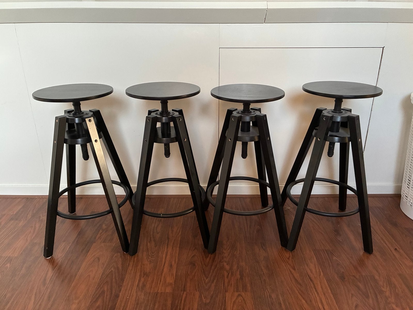 Set van 4 verstelbare Ikea krukken, Huis en Inrichting, Barkrukken, Ophalen, Gebruikt, In hoogte verstelbaar, 90 cm of meer