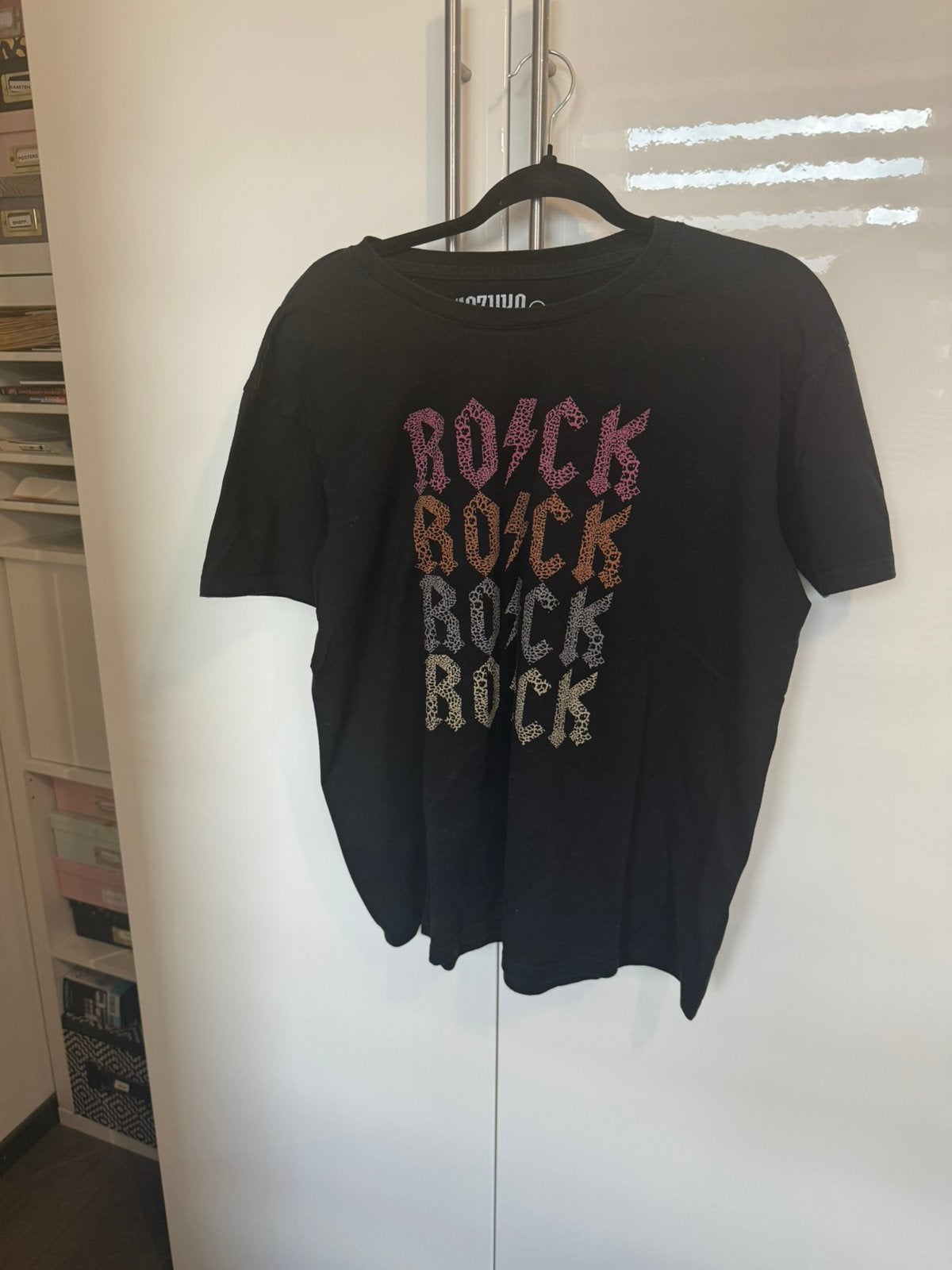Rock tshirt azuka XL, Zwart, Maat 46/48 (XL) of groter, Ophalen of Verzenden, Zo goed als nieuw