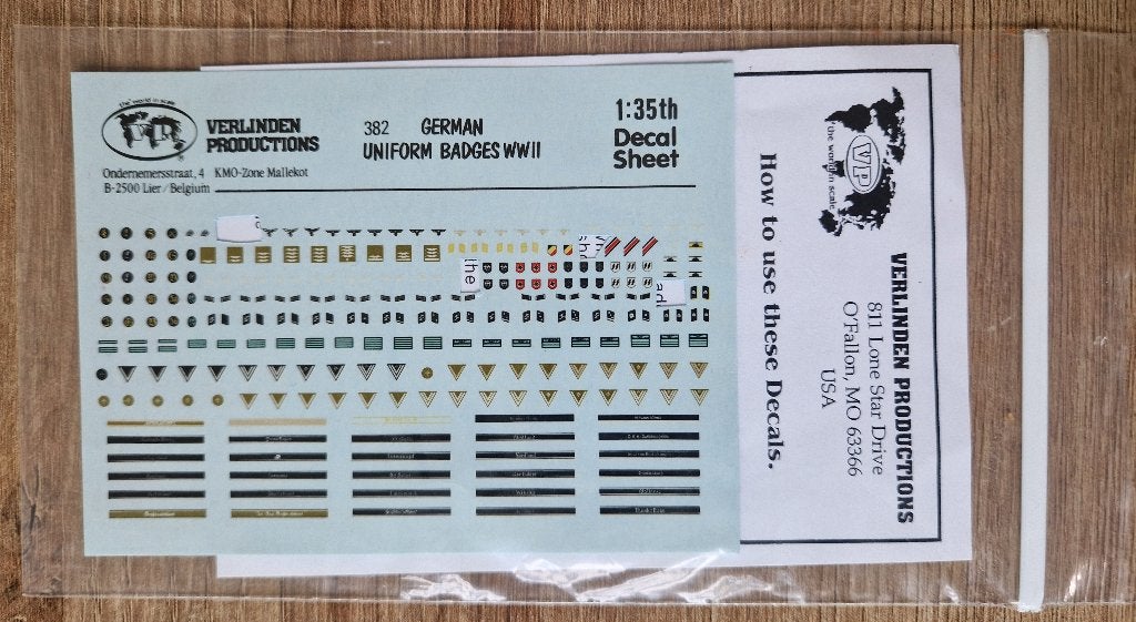 Verlinden Productions No. 382 German Uniform Badges WW II, Hobby en Vrije tijd, Modelbouw | Figuren en Diorama's, Ophalen of Verzenden