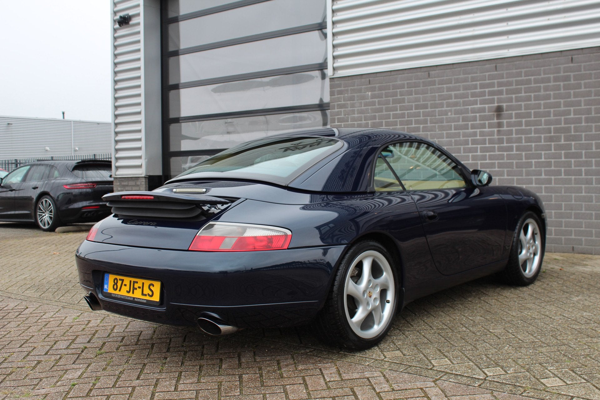 Porsche 911 Cabrio 3.4 Carrera / Automaat / Xenon / Hardtop, foto 8