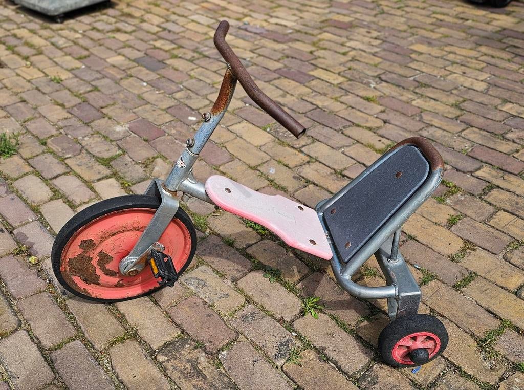 Oude driewieler voor kinderen - opknapper, Ophalen, Gebruikt, Terugtraprem, Okido