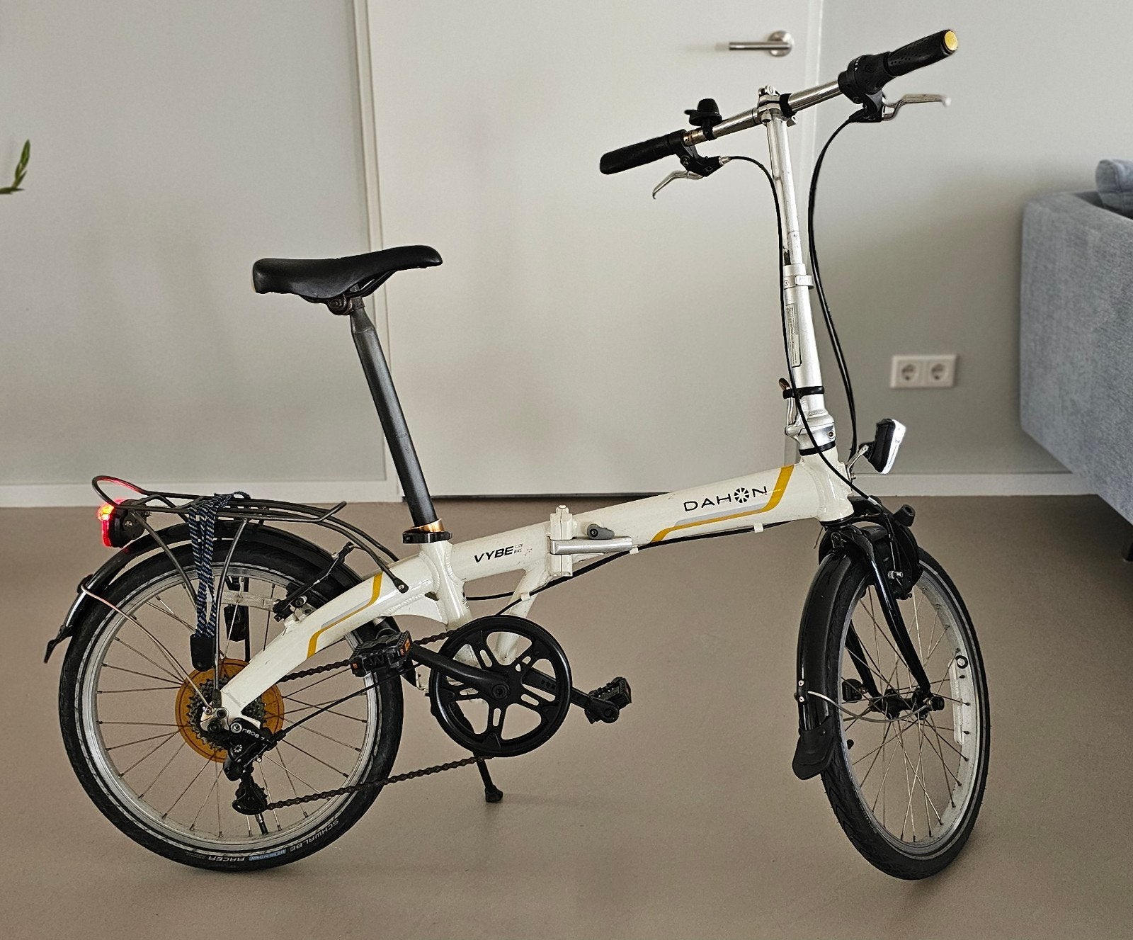 Dahon Vybe opvouwbare fiets - Ideaal voor woon-werkverkeer, 20 inch of meer, Versnellingen, Ophalen of Verzenden, Zo goed als nieuw
