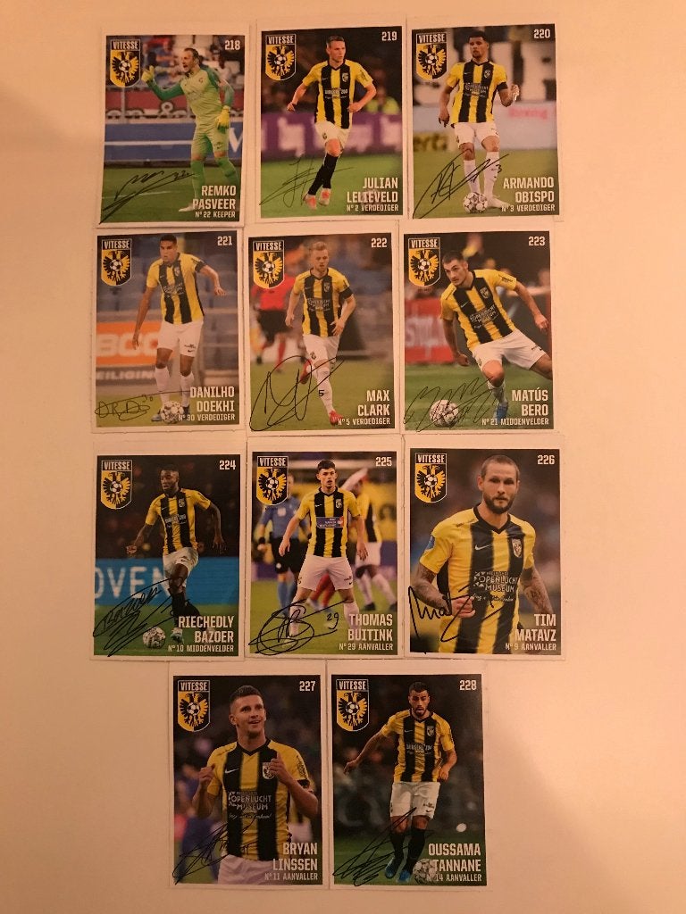 Vitesse Voetbalplaatjes met Handtekeningen - 11 Stuks, Ophalen of Verzenden, Zo goed als nieuw, Meerdere plaatjes
