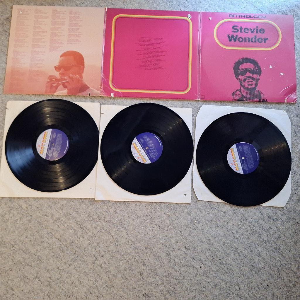 stevie wonder - anthology 3 lp + boekje, Cd's en Dvd's, Vinyl | R&B en Soul, Ophalen of Verzenden