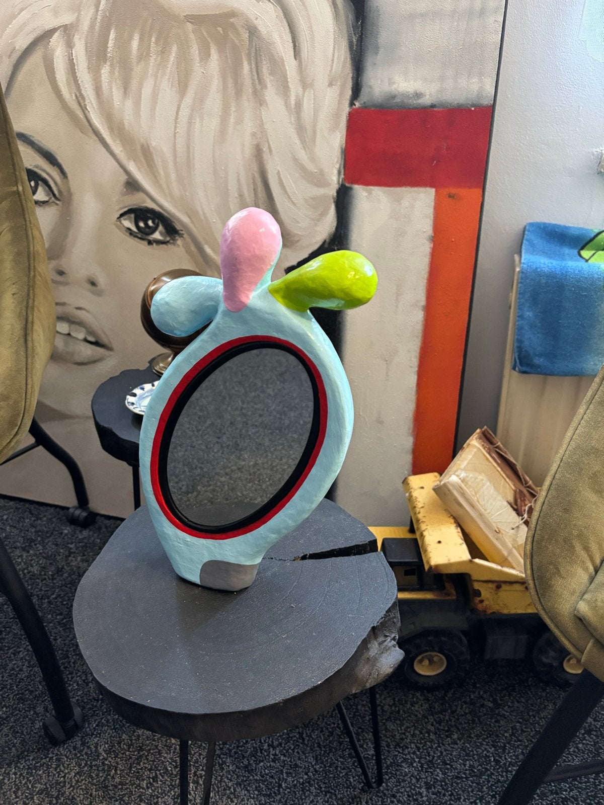 Unieke handgemaakte sculptuur 'Niloc' met spiegel, Antiek en Kunst, Ophalen of Verzenden