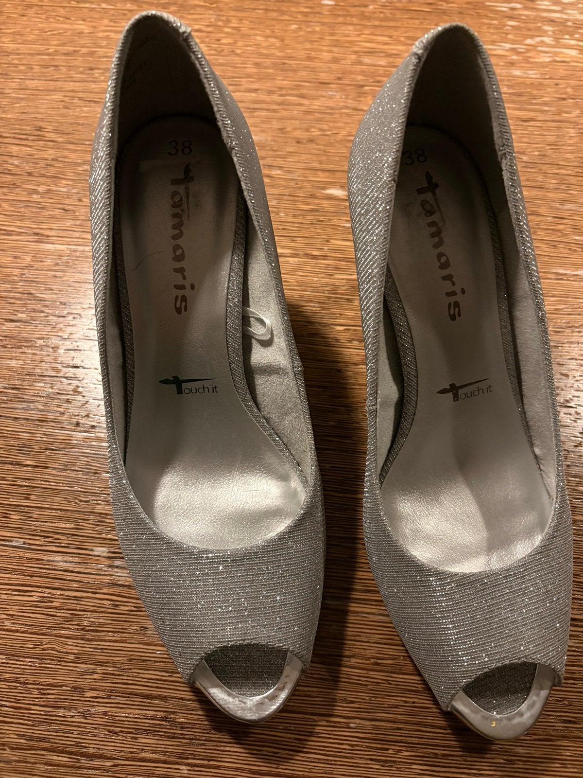 Tamaris Peep-toe Pumps - Maat 38 - Zilver Glitter, Ophalen of Verzenden, Zo goed als nieuw, Overige kleuren, Pumps