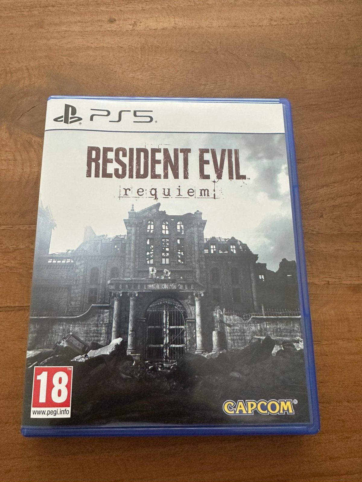 Resident Evil Requiem, Ophalen, Zo goed als nieuw
