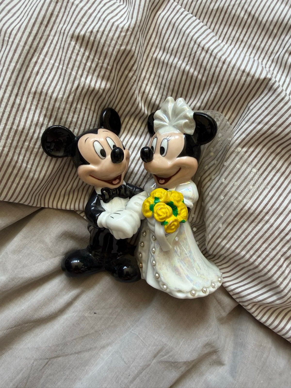 Mickey en Minnie Mouse Bruidspaar Beeldje Disney, Ophalen of Verzenden, Mickey Mouse, Zo goed als nieuw, Beeldje of Figuurtje