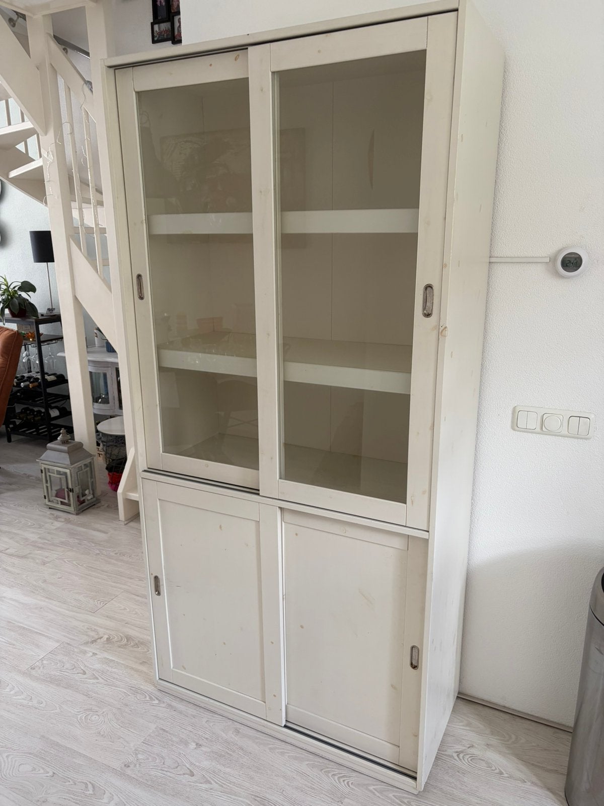 Buffet kast, gratis af te halen vanaf 31 juli vanaf 16.00, Huis en Inrichting, Kasten | Vitrinekasten, Ophalen, 200 cm of meer