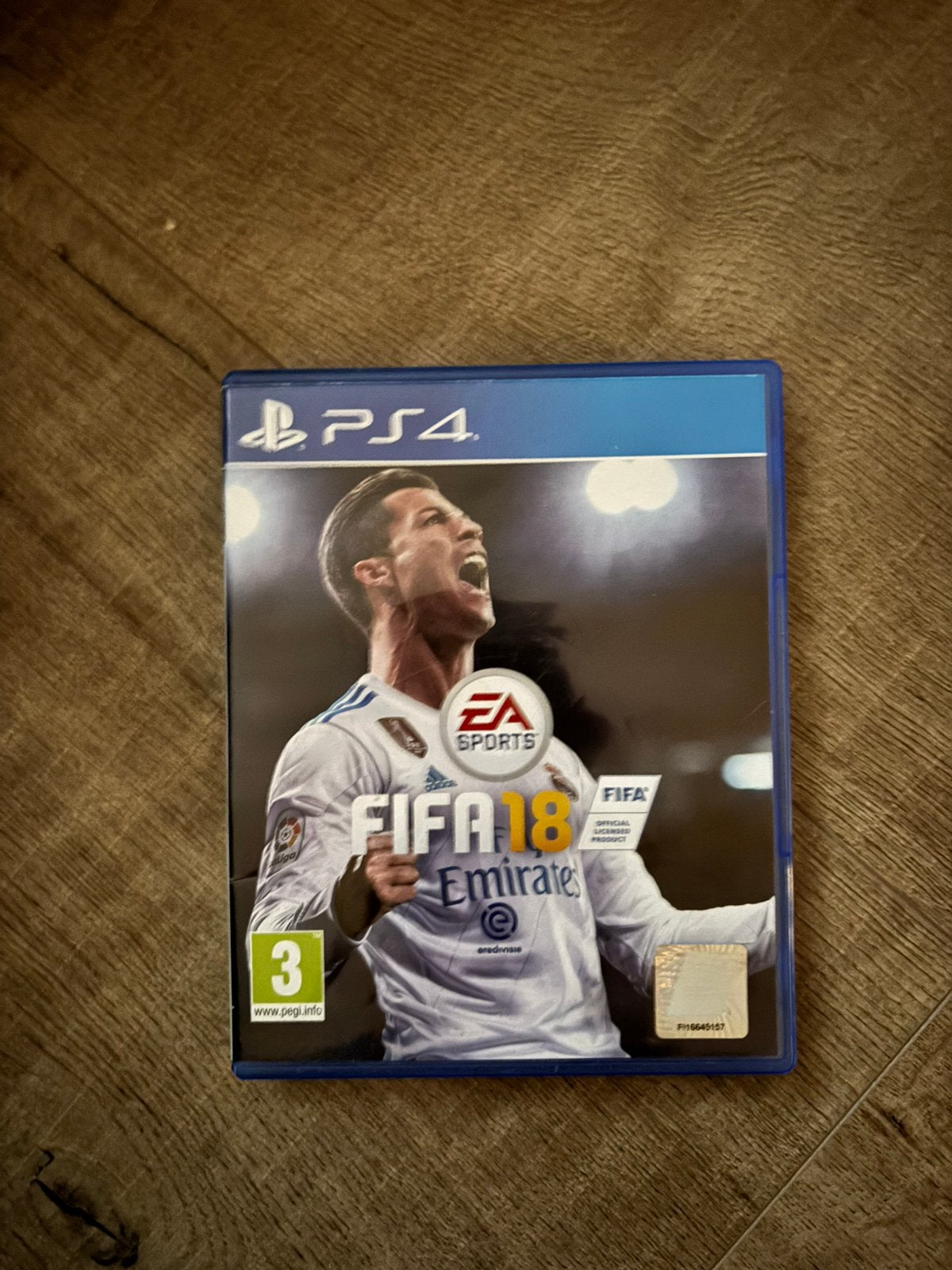 Fifa 18, Ophalen of Verzenden, Zo goed als nieuw, Sport, 3 spelers of meer