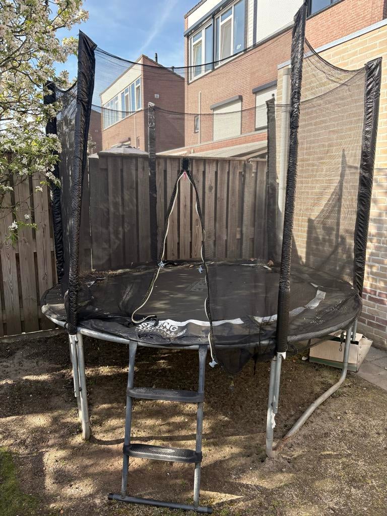 Salta trampoline met veiligheidsnet en ladder, Kinderen en Baby's, Speelgoed | Buiten | Trampolines, Ophalen, Gebruikt