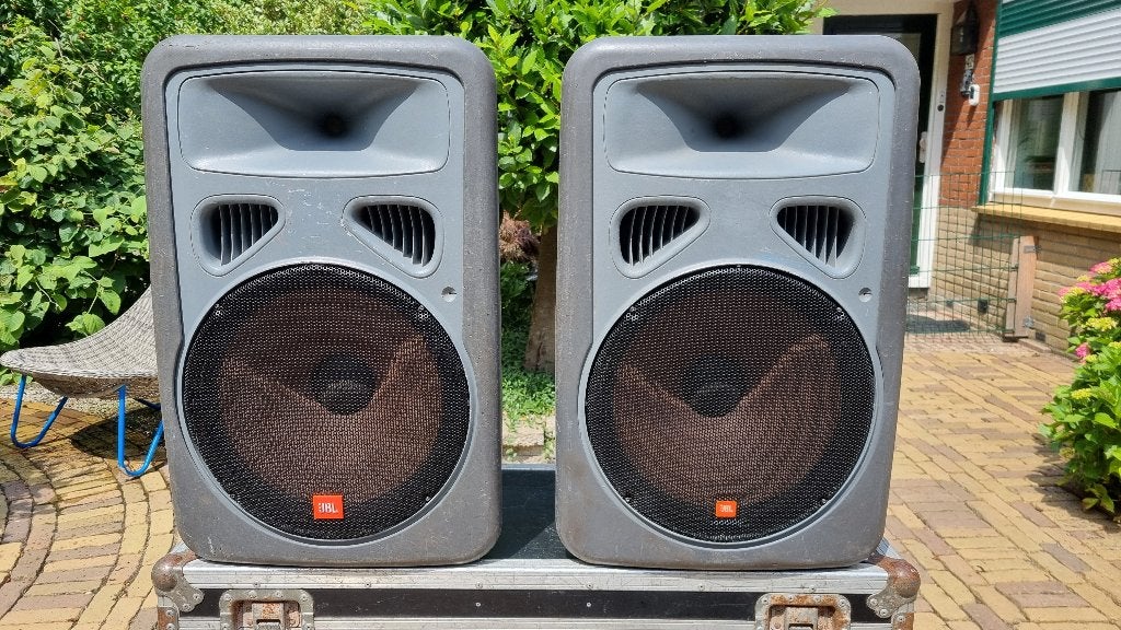 JBL eon power 15 actieve pa speaker 15 inch full range, Ophalen, Gebruikt, JBL, Complete surroundset