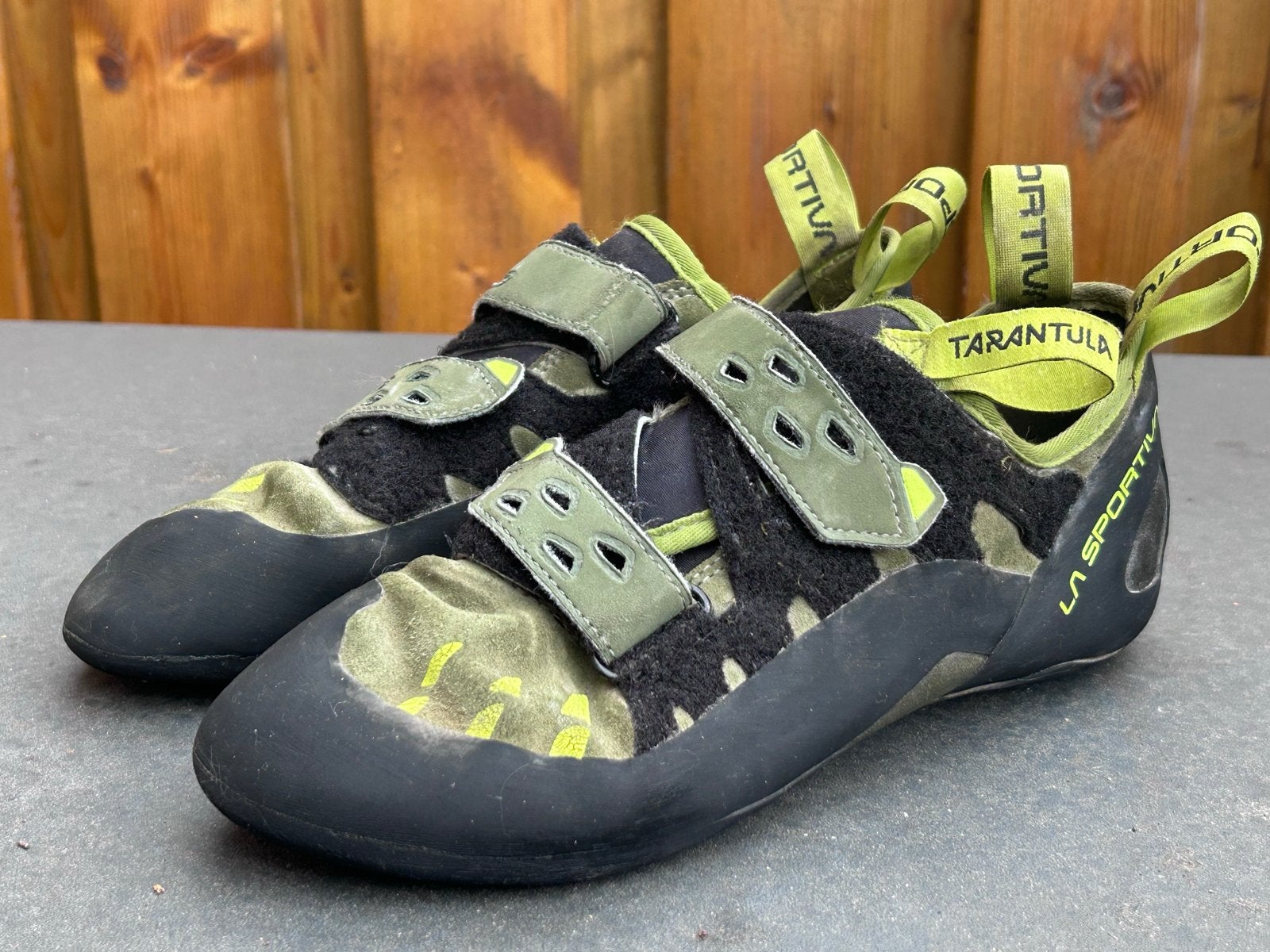 La Sportiva Tarantula klimschoenen maat 42, Ophalen of Verzenden, Gebruikt, Klimsportschoenen