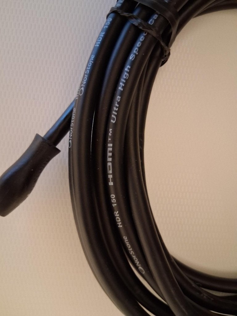 te koop  Norstone hdmi kabel, Ophalen of Verzenden, Zo goed als nieuw, 2 tot 5 meter, HDMI-kabel