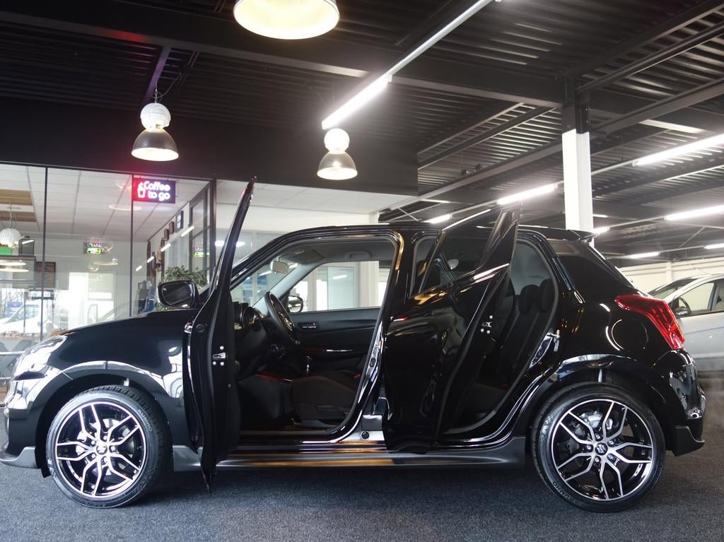 Suzuki SWIFT 1.4 Sport Boosterjet LED| Carplay| Nieuwstaat, Stof, Gebruikt, 4 cilinders, Bedrijf