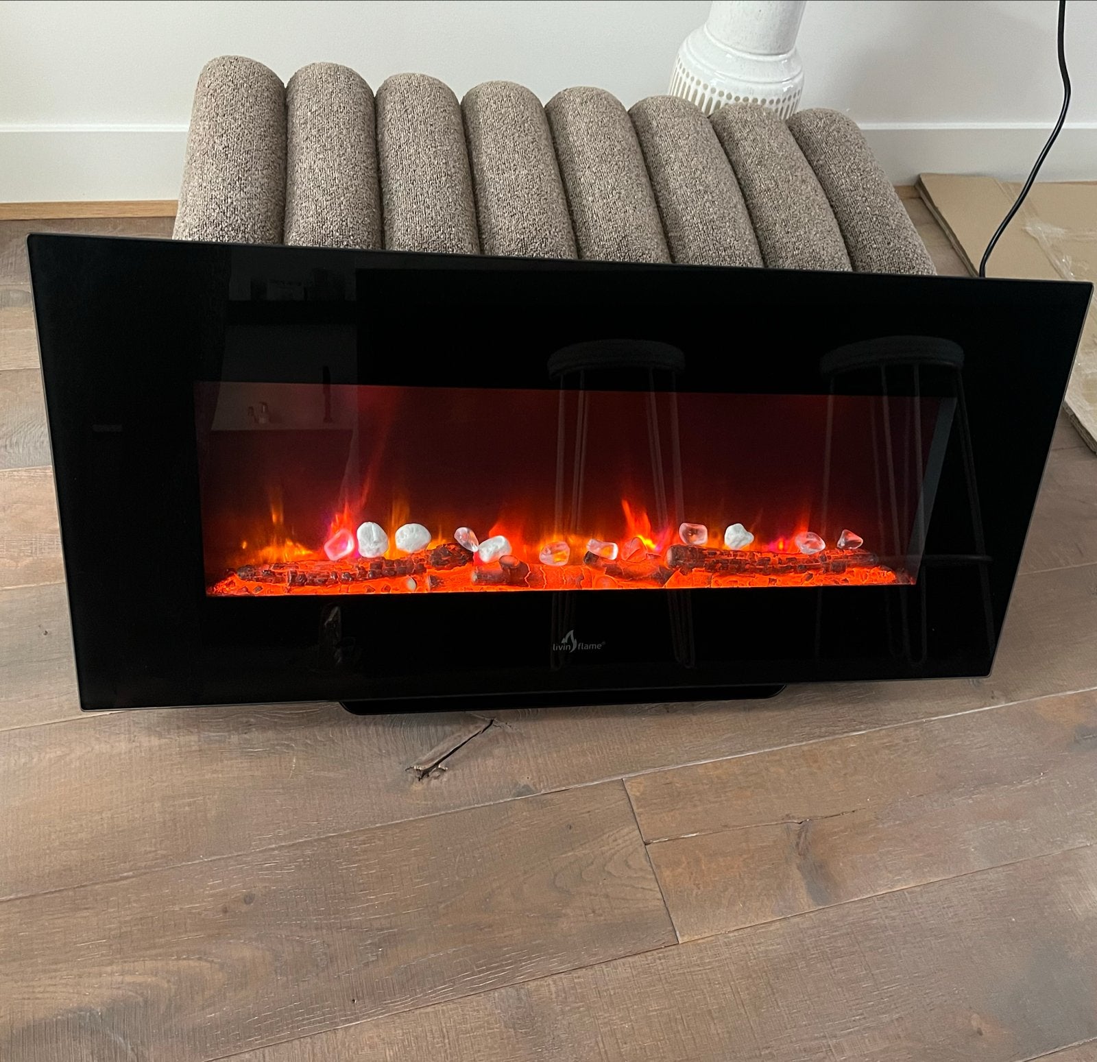 Livin Flam Moderne elektrische haard met afstandsbediening, Ophalen, Zo goed als nieuw, Hangende haard, Elektrische haard