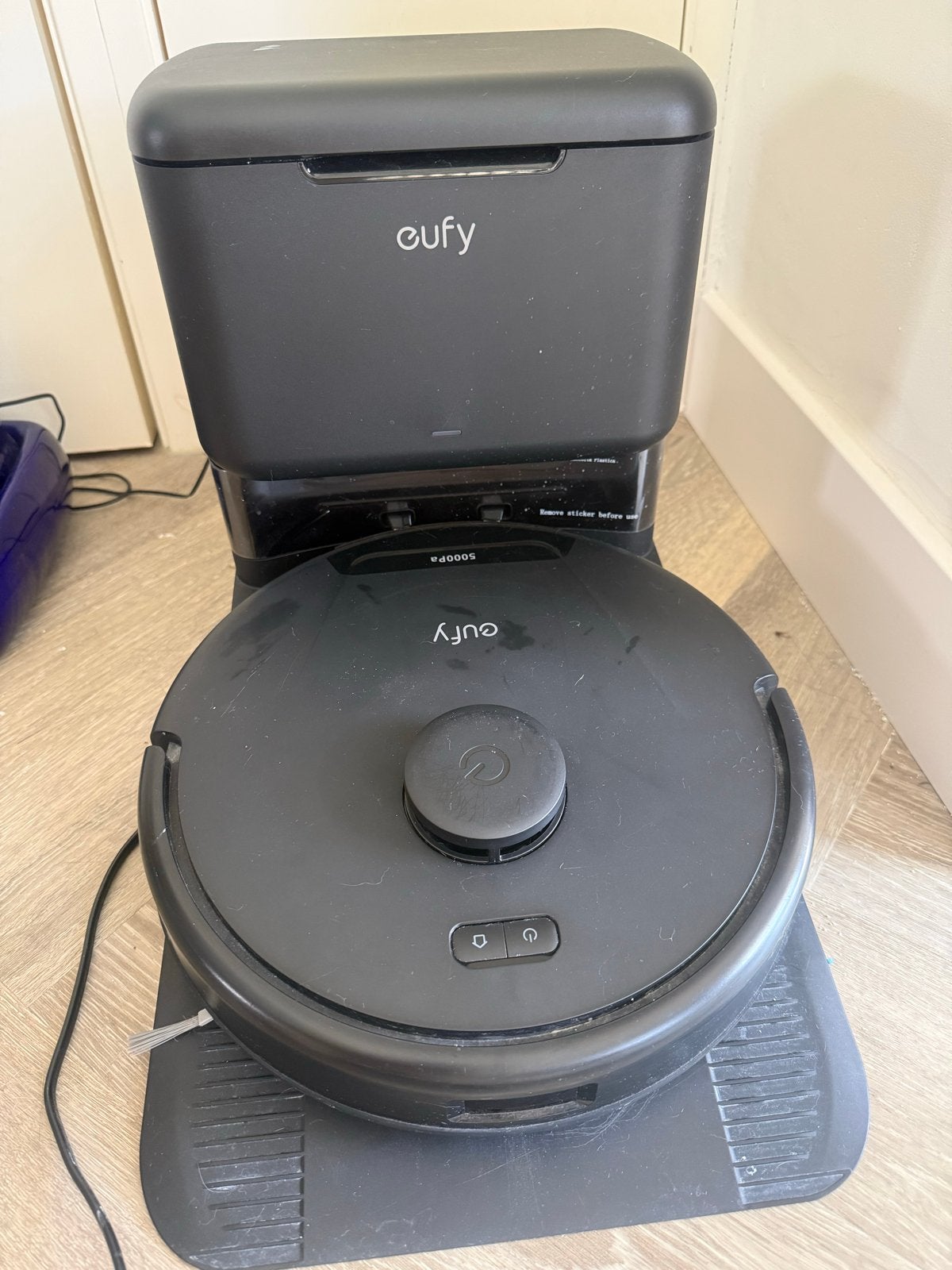 Eufy RoboVac LEO Hybrid X8 Robotstofzuiger met dweilfunctie, Witgoed en Apparatuur, Stofzuigers, Ophalen, Overige merken, Gebruikt