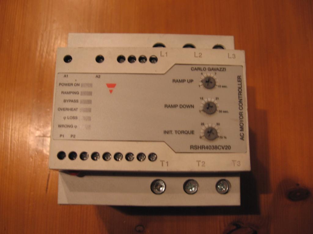 Carlo Gavazzi softstarter RSHR 4038 CV20 of CV21 (20 pk.)., Ophalen of Verzenden, Gebruikt