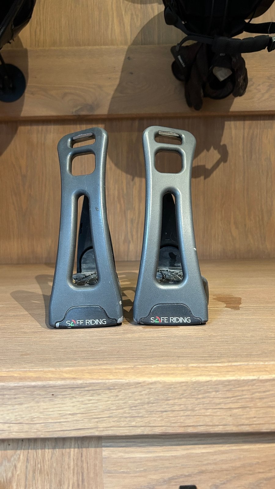 Equiline S1 Safety First Stirrups, Ophalen, Zo goed als nieuw, Springen