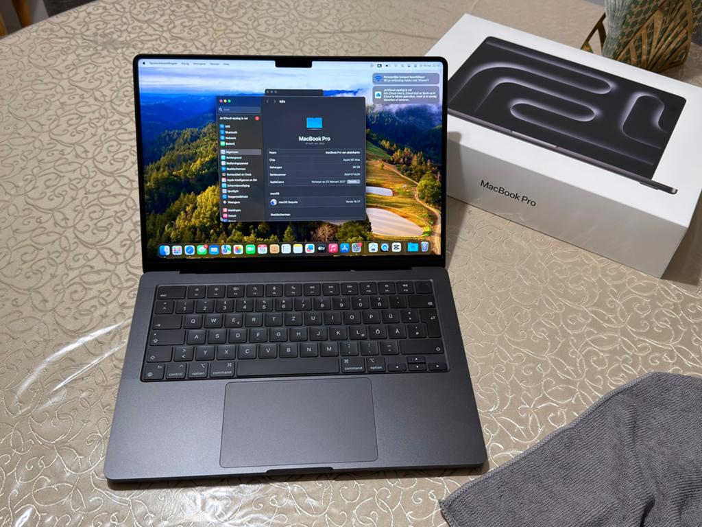 Apple MacBook Pro M3 Max (2023) met Apple Care+ tot 2027, Computers en Software, Apple Macbooks, MacBook Pro, 1 TB of meer, Ophalen of Verzenden
