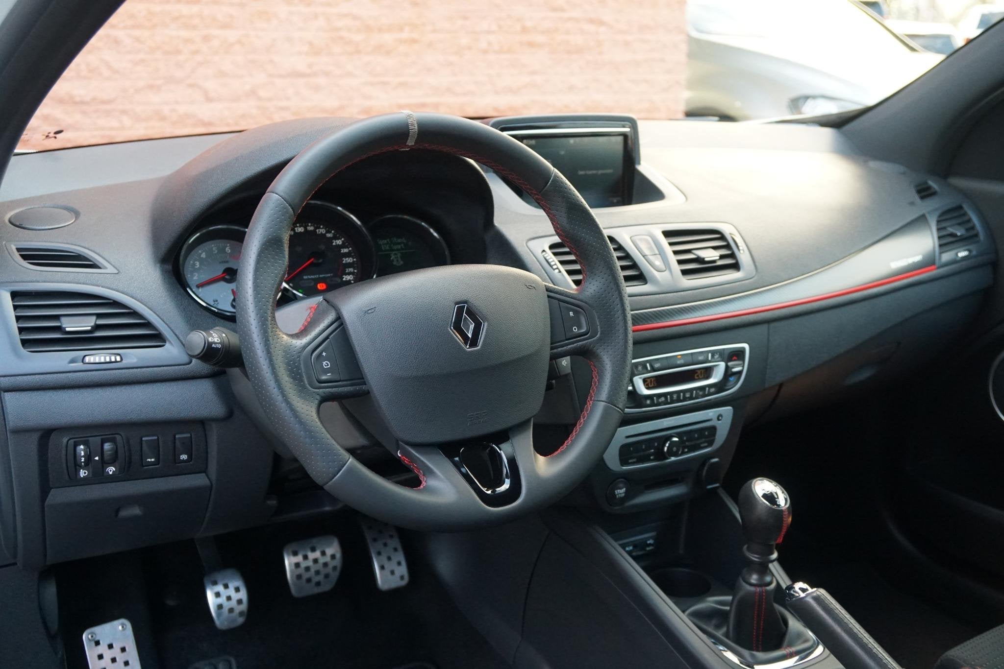 Renault Mégane Coupé 2.0 Turbo Renault Sport 275 pk RS + P, Auto's, Renault, 1998 cc, Stof, Gebruikt, Euro 6