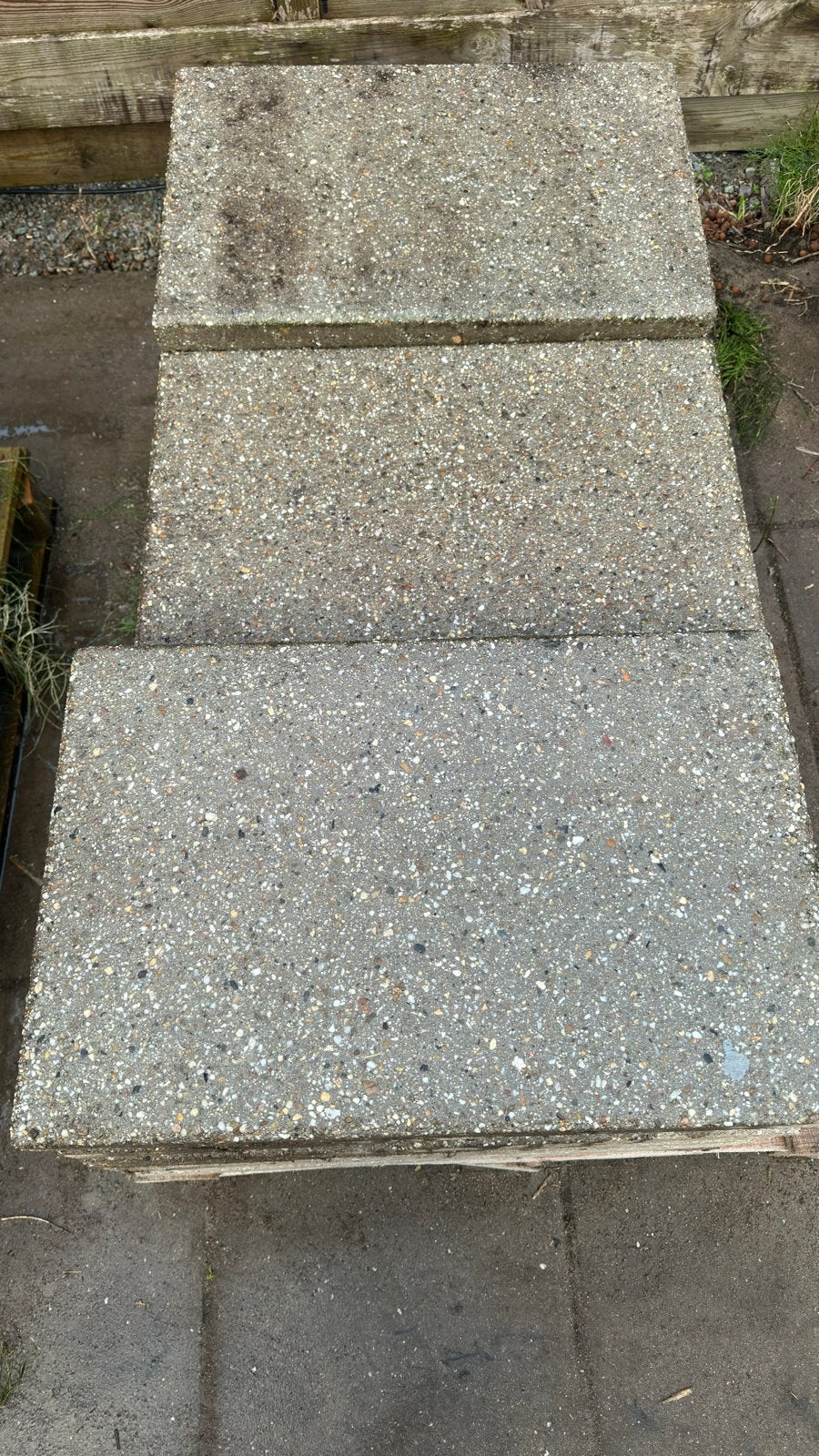 Gratis af te halen: tegels 40x60 cm in prima staat, Ophalen, Gebruikt, 5 tot 10 m², Beton