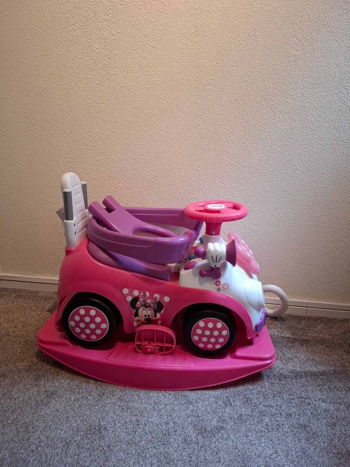 minnie mouse loopauto, Kinderen en Baby's, Speelgoed | Buiten | Voertuigen en Loopfietsen, Ophalen
