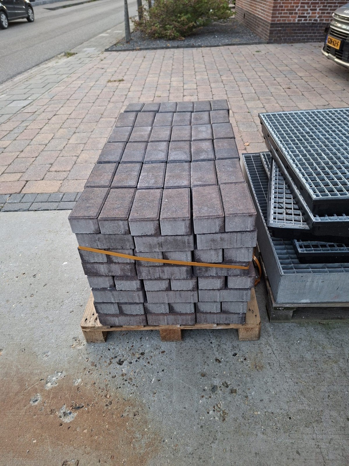 Nieuwe betonklinkers 7 cm – Donkerrood – 6,56 m², Tuin en Terras, Ophalen, Klinkers, Nieuw, 5 tot 10 m²