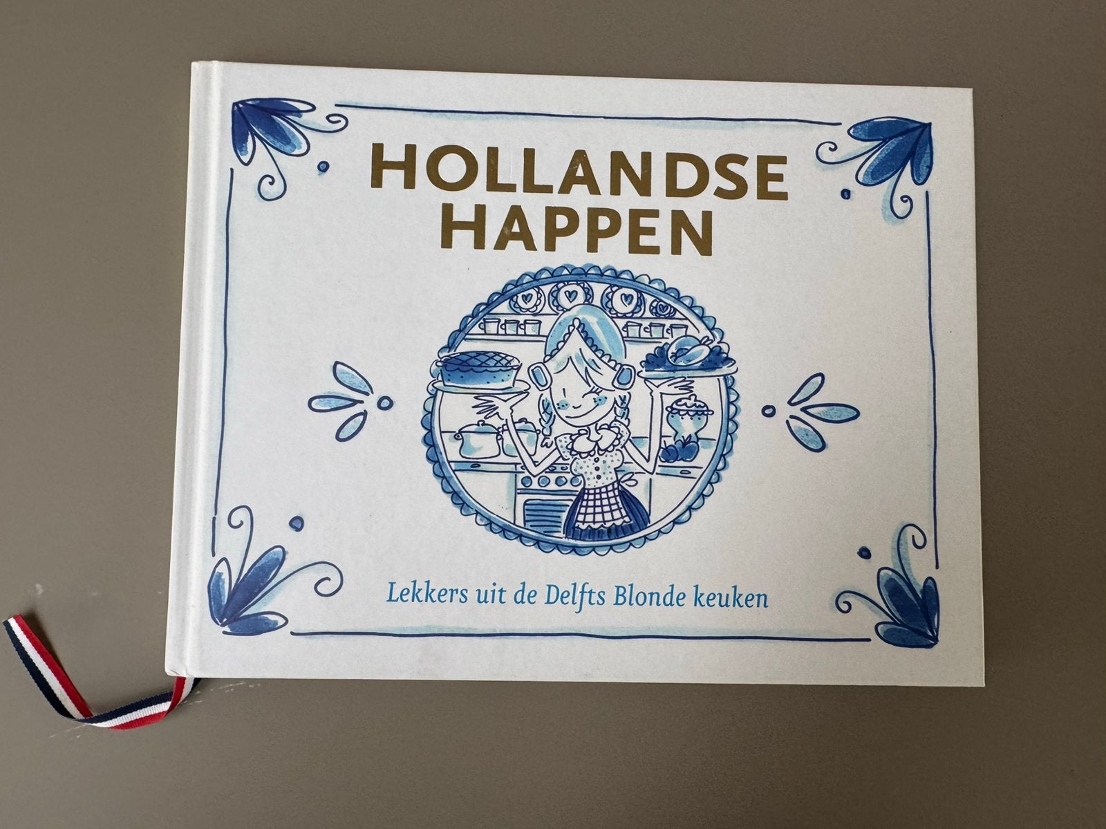Blond Amsterdam kookboek - Hollandse Happen (Delfts Blond), J. Dröge; C. van Thijssen, Ophalen of Verzenden, Zo goed als nieuw
