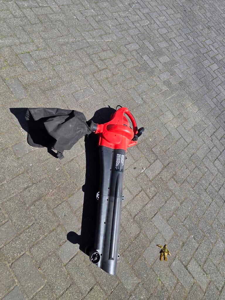 Gamma Bladblazer/Bladzuiger 2000W, Ophalen, Gebruikt, Met opvangzak, Handgedragen
