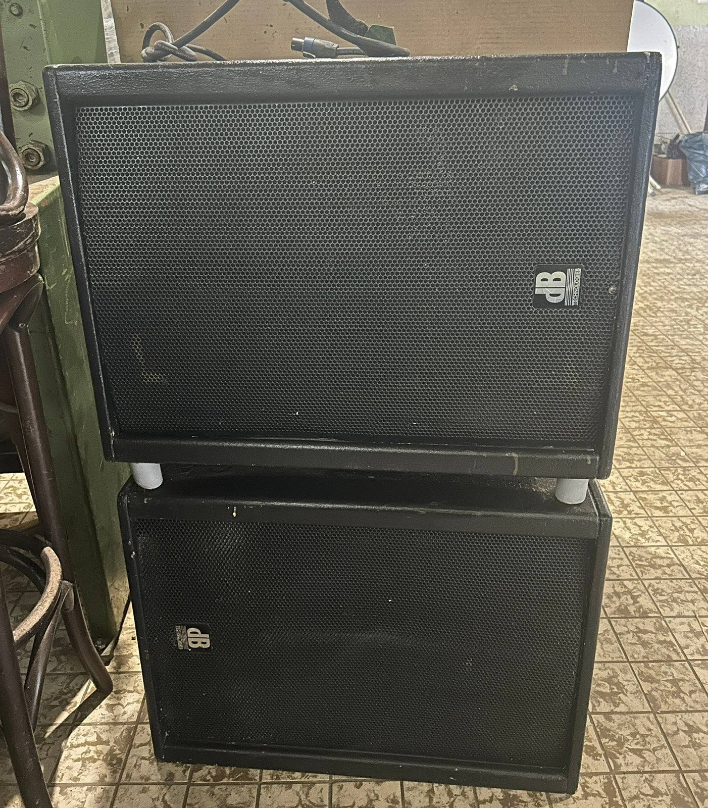 Db technologies subwoofer / pa bas kast – passief, Ophalen, Zo goed als nieuw, Overige instrumenten