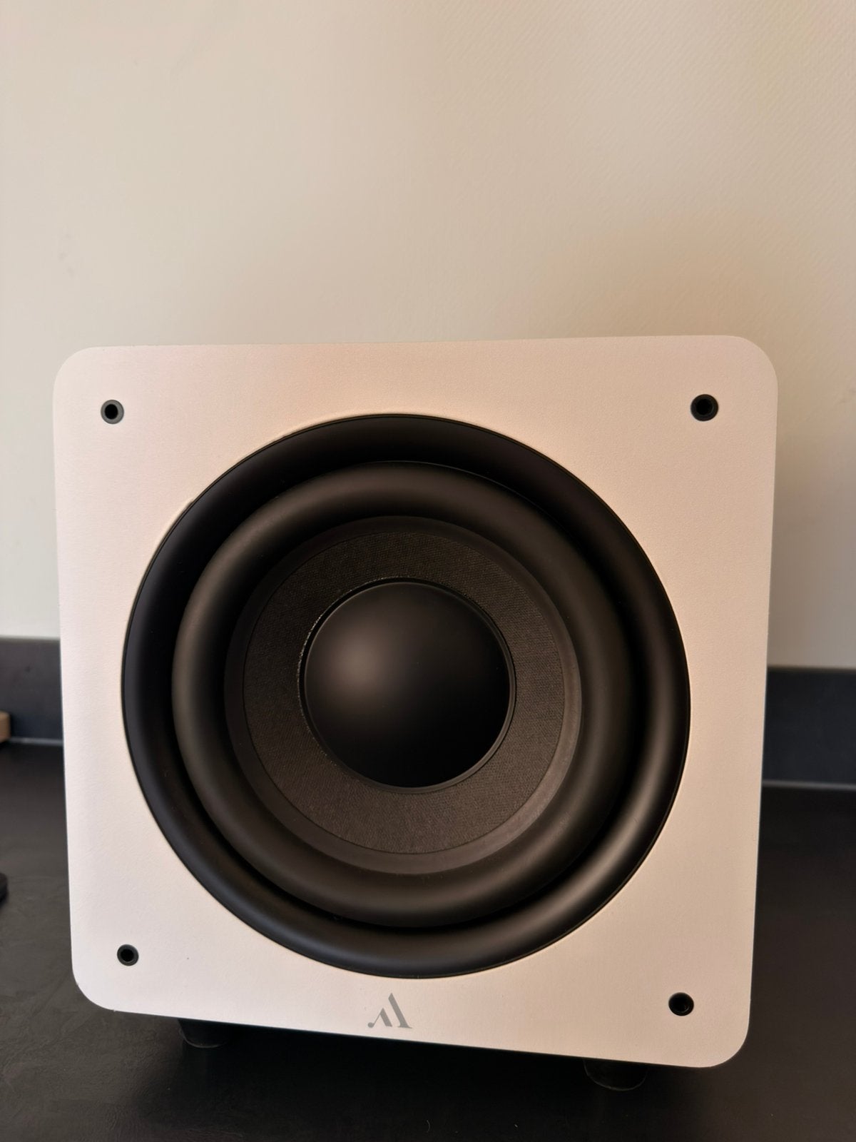 Argon Sub BASS8 Mk2 – Wit + AudioQuest kabel, Subwoofer, Zo goed als nieuw, Basreflex, Ophalen