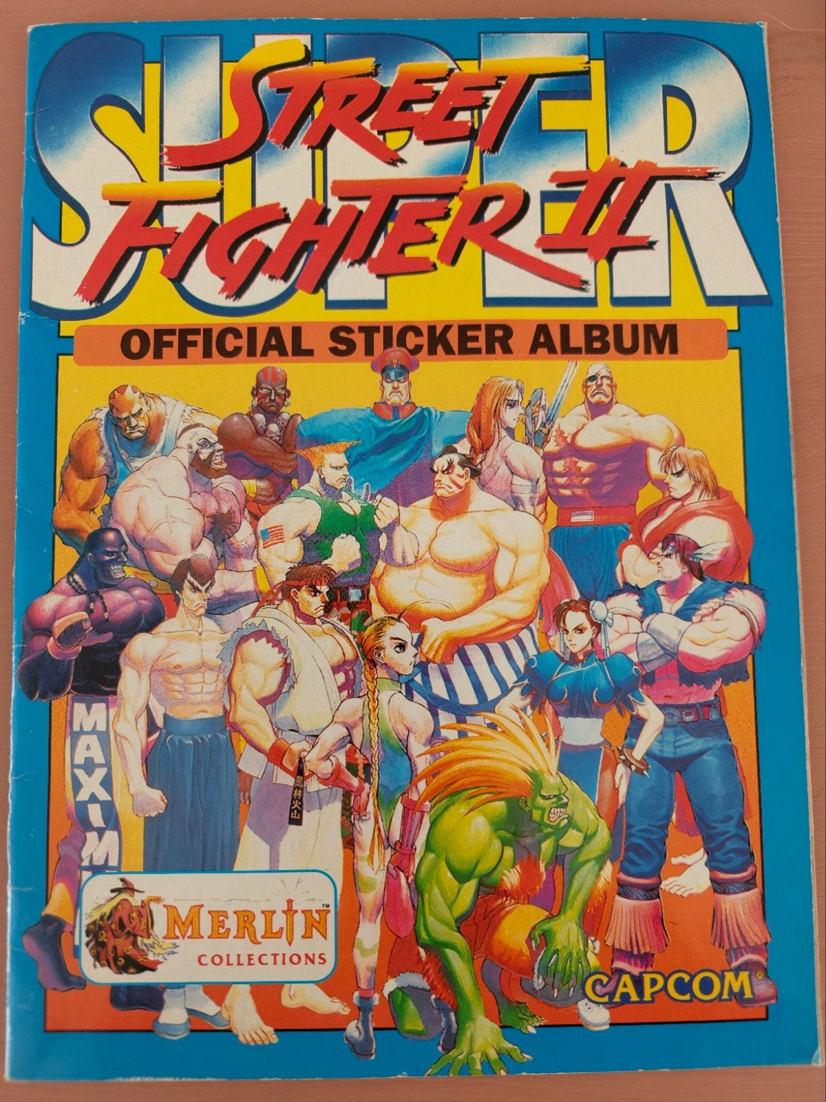 Super Street Fighter II: Official Sticker Album (1994) 🔥, Eén comic, Europa, Ophalen of Verzenden, Zo goed als nieuw