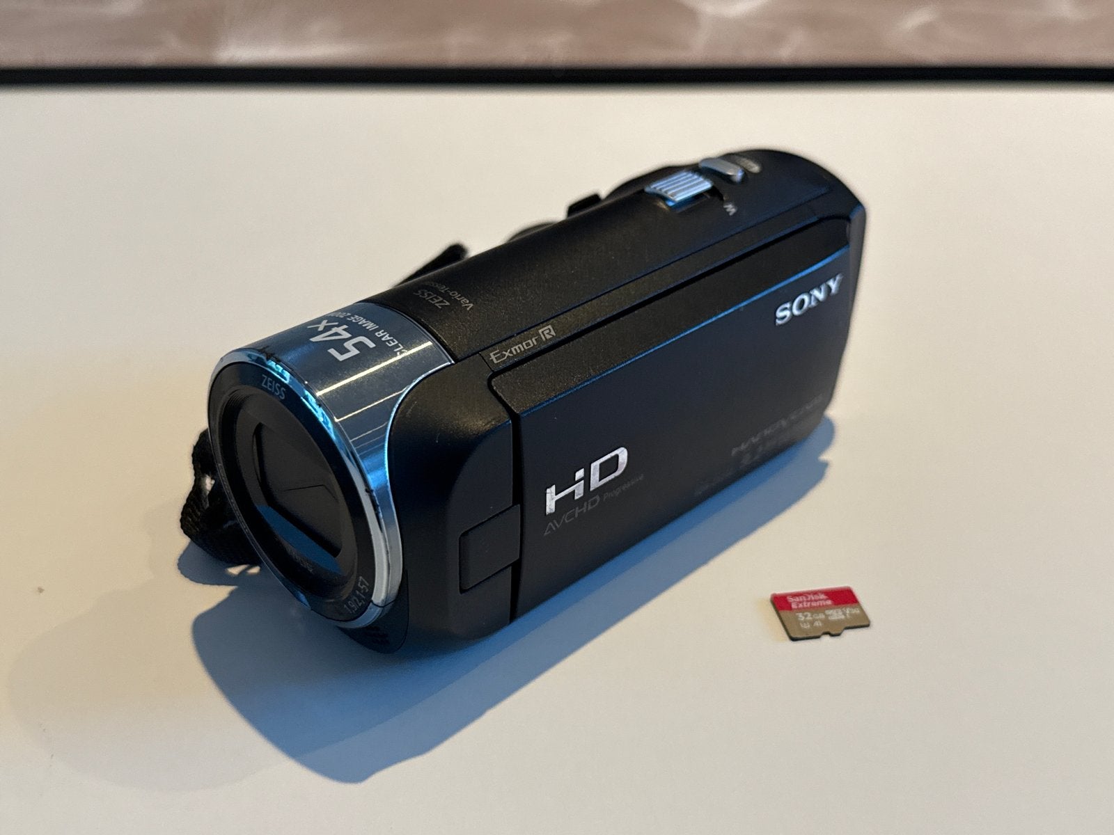 Sony HDR-CX240E Full HD Camcorder met 54x Zoom, Full HD, 20x of meer, Overige soorten, Ophalen of Verzenden